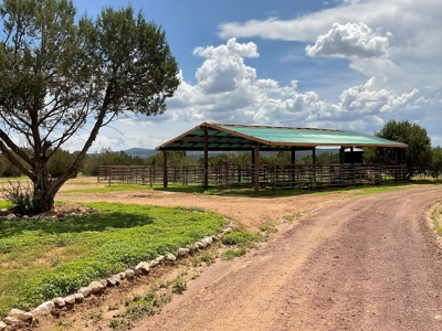 Home with Horse Facilities for Sale Northern Arizona - image 20