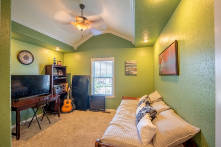 Luxury Home in Town For Sale in Howell County, MO - image 23