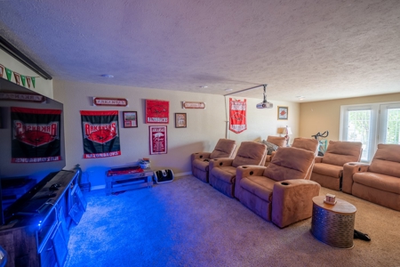 Luxury Home in Town For Sale in Howell County, MO - image 33