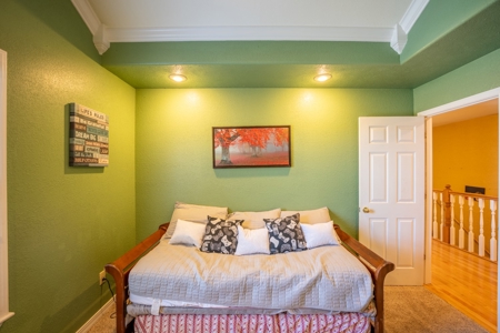 Luxury Home in Town For Sale in Howell County, MO - image 24