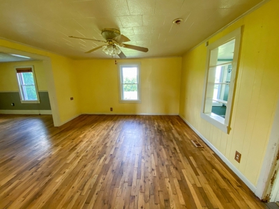 Sweet Country Home for Sale in Willis VA - image 9