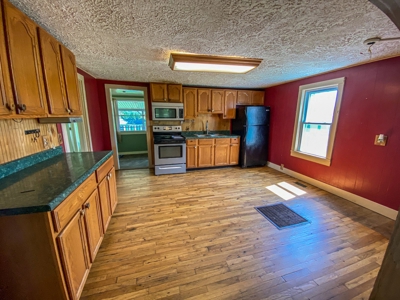 Sweet Country Home for Sale in Willis VA - image 11