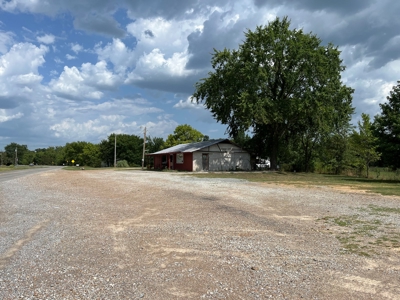 Commercial property near the Kiamichi Mtn. in Nashoba, OK - image 2