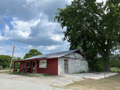 Commercial property near the Kiamichi Mtn. in Nashoba, OK - image 4