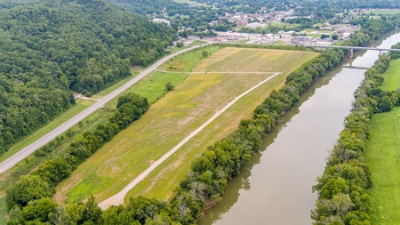 Riverfront Property in Burkesville, KY - image 14