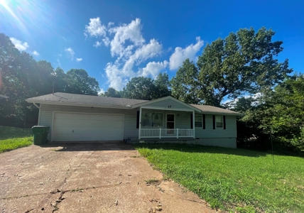 Home in Cherokee Village AR for sale - image 1