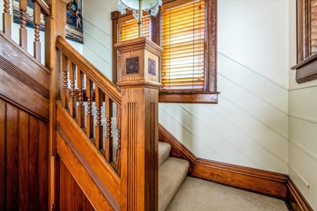 3 Bedroom Victorian Home With RV Garage in Harlan, Iowa - image 24