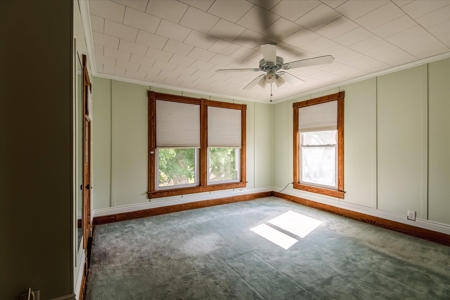 3 Bedroom Victorian Home With RV Garage in Harlan, Iowa - image 25