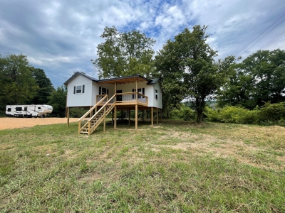 River Cabin with community access to Buffalo River - image 2