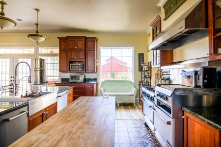 Quiet Country Home W/ Irrigated Acreage For Sale in Dolores - image 7