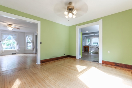 Victorian Home For Sale in Waupaca, WI - image 19