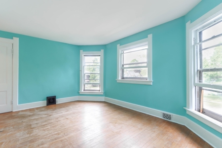 Victorian Home For Sale in Waupaca, WI - image 33