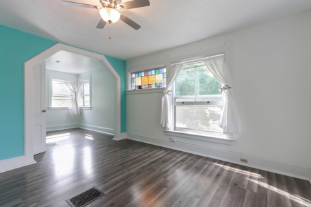 Victorian Home For Sale in Waupaca, WI - image 30