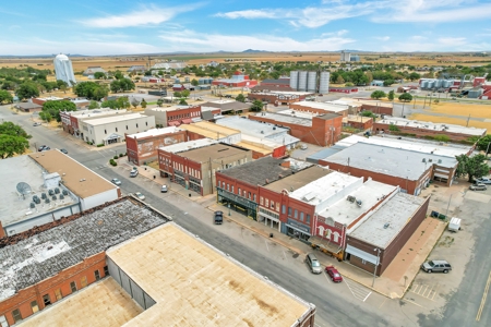 Commercial Property  For Sale In Hobart, Oklahoma - image 44