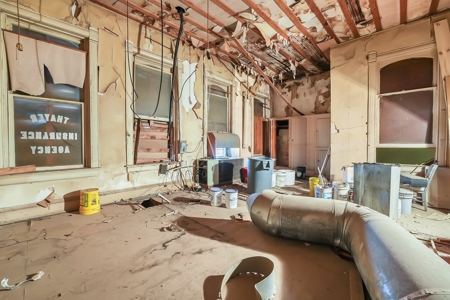 Commercial Property  For Sale In Hobart, Oklahoma - image 37