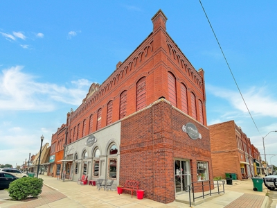 Commercial Property  For Sale In Hobart, Oklahoma - image 42