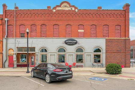 Commercial Property  For Sale In Hobart, Oklahoma - image 8