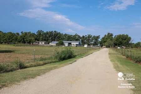 Salina, Kansas Hobby Farm Country Home For Sale Saline Co. - image 19