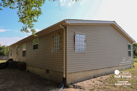 Salina, Kansas Hobby Farm Country Home For Sale Saline Co. - image 11