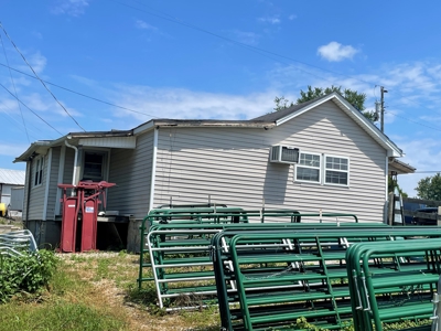 Commercial buildings & 1.45 acres 4sale near Smiths Grove KY - image 7