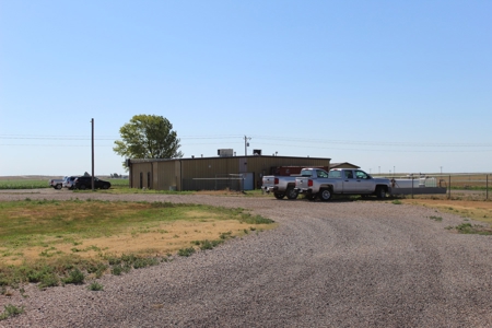 Online and Live Auction KS Swine Production Facility - image 19