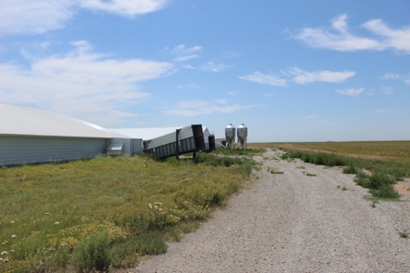 Online and Live Auction KS Swine Production Facility - image 29