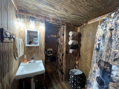 Cabin on 70 Acres Greensburg KY - image 25