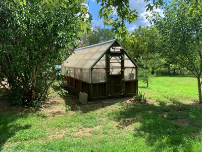 Self Sufficient Solar Powered 3bed/2bath House on 78 acres - image 48