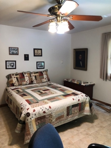 Self Sufficient Solar Powered 3bed/2bath House on 78 acres - image 38