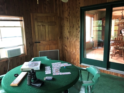 Self Sufficient Solar Powered 3bed/2bath House on 78 acres - image 19