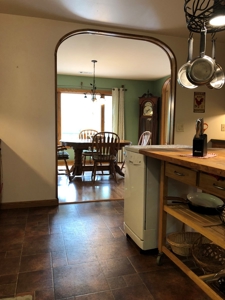 Self Sufficient Solar Powered 3bed/2bath House on 78 acres - image 14