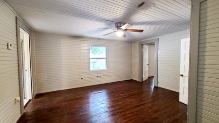 Home For Auction In Silsbee Tx - image 8