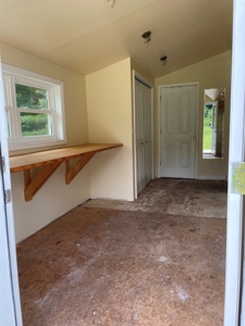 Farmhouse for Sale in Willis VA - image 16