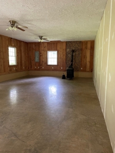 Farmhouse for Sale in Willis VA - image 32