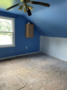 Farmhouse for Sale in Willis VA - image 4