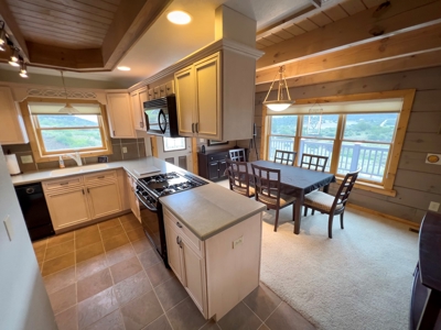 Off Grid Log Home w/ 70 acres Hunting Retreat in Colorado! - image 8