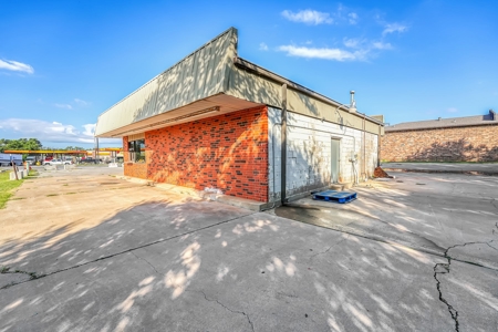 Commercial Property For Sale In Erick, OK - image 30