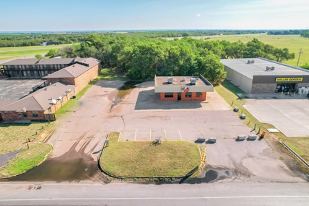 Commercial Property For Sale In Erick, OK - image 3