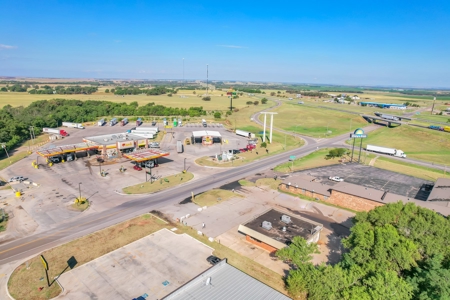 Commercial Property For Sale In Erick, OK - image 31