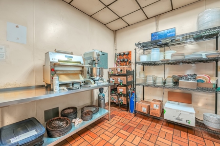 Commercial Property For Sale In Erick, OK - image 25