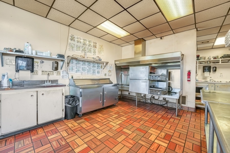 Commercial Property For Sale In Erick, OK - image 21
