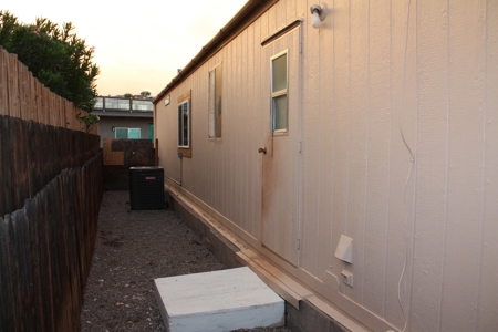 Parker AZ Home For Sale Detached Garage River Access - image 18