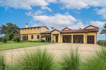 Luxury East TX Recreational Cattle Ranch for Sale in Gilmer - image 6