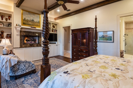 Luxury East TX Recreational Cattle Ranch for Sale in Gilmer - image 25