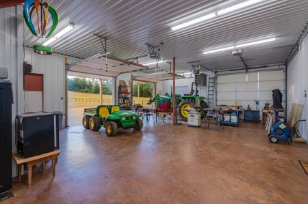 Luxury East TX Recreational Cattle Ranch for Sale in Gilmer - image 41