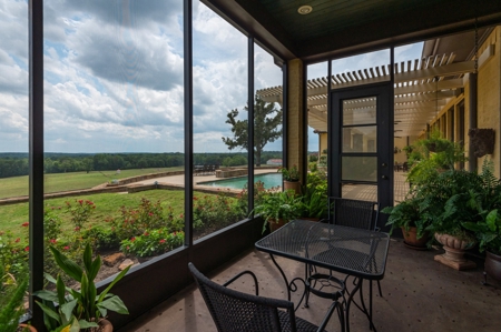 Luxury East TX Recreational Cattle Ranch for Sale in Gilmer - image 29