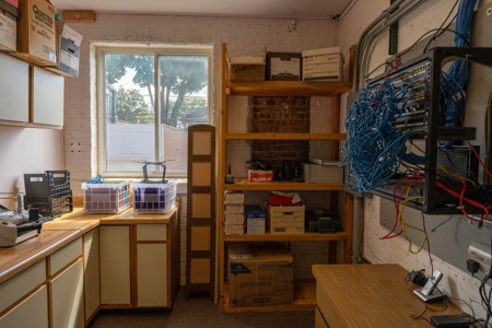 Baraboo WI Office Space/Retail Storefront - image 10