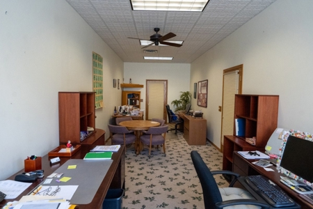 Baraboo WI Office Space/Retail Storefront - image 3