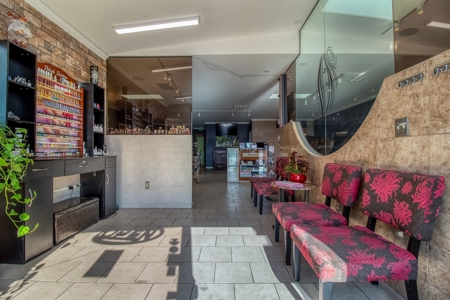 Commercial Property for Sale in great location Walla Walla - image 6