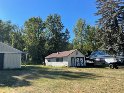 Country Home In Libby Montana - image 5